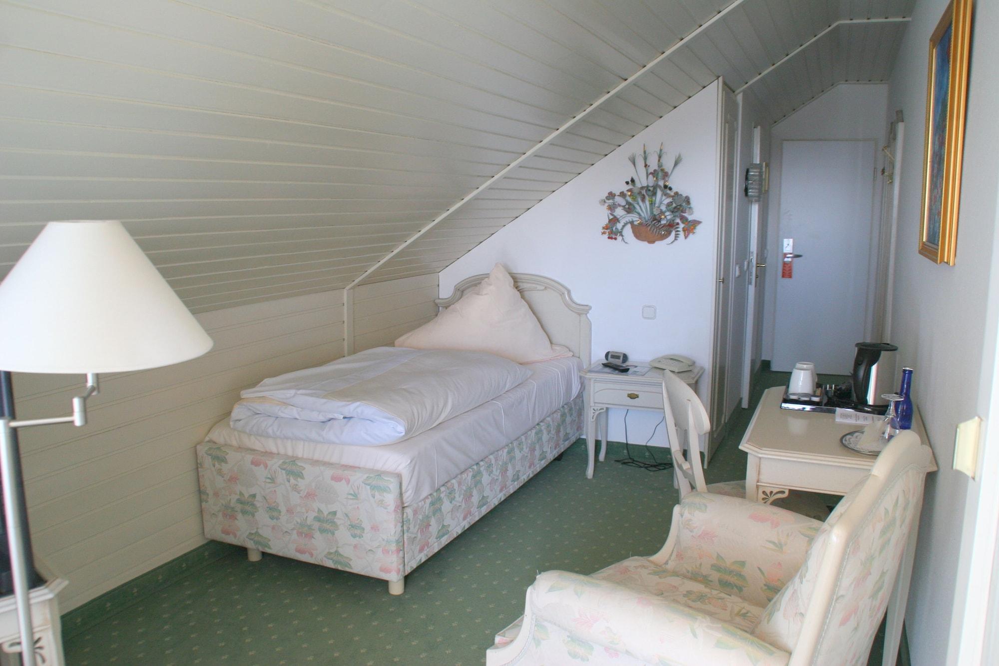 Sure Hotel By Best Western Rhoen Garden Poppenhausen Extérieur photo