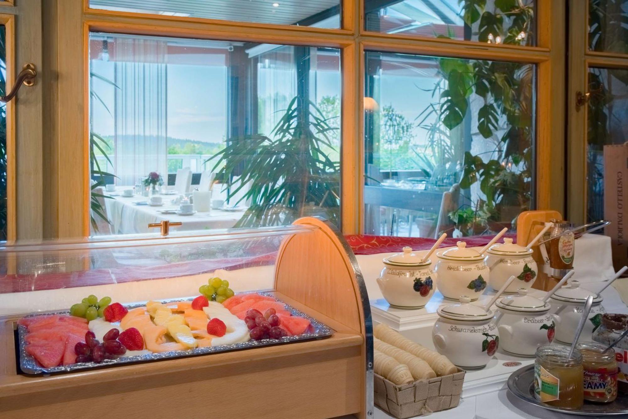 Sure Hotel By Best Western Rhoen Garden Poppenhausen Extérieur photo