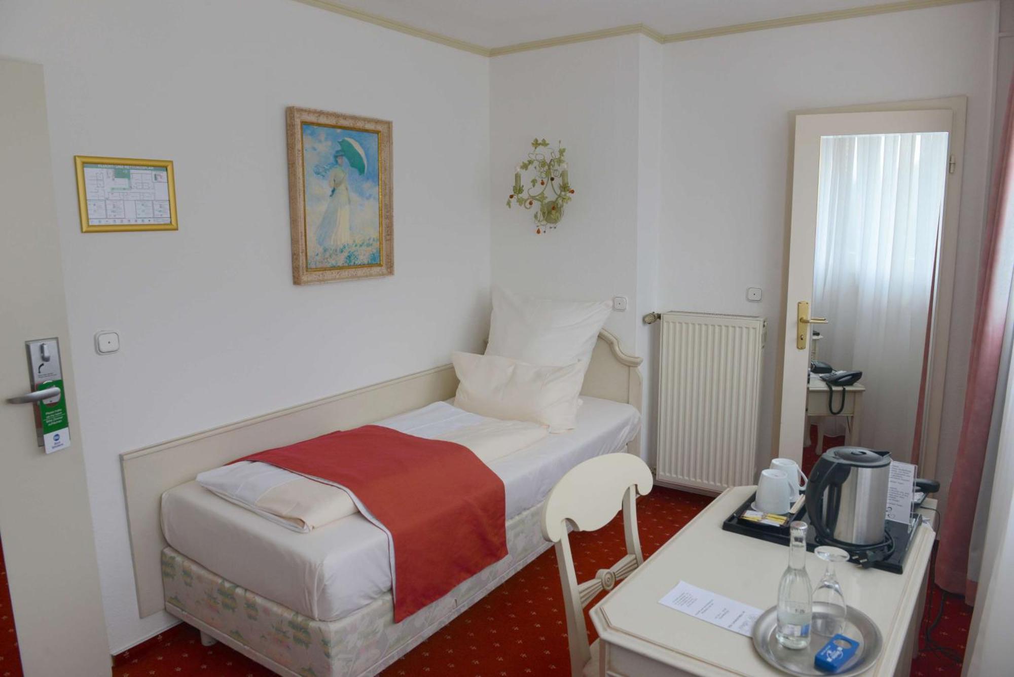 Sure Hotel By Best Western Rhoen Garden Poppenhausen Extérieur photo