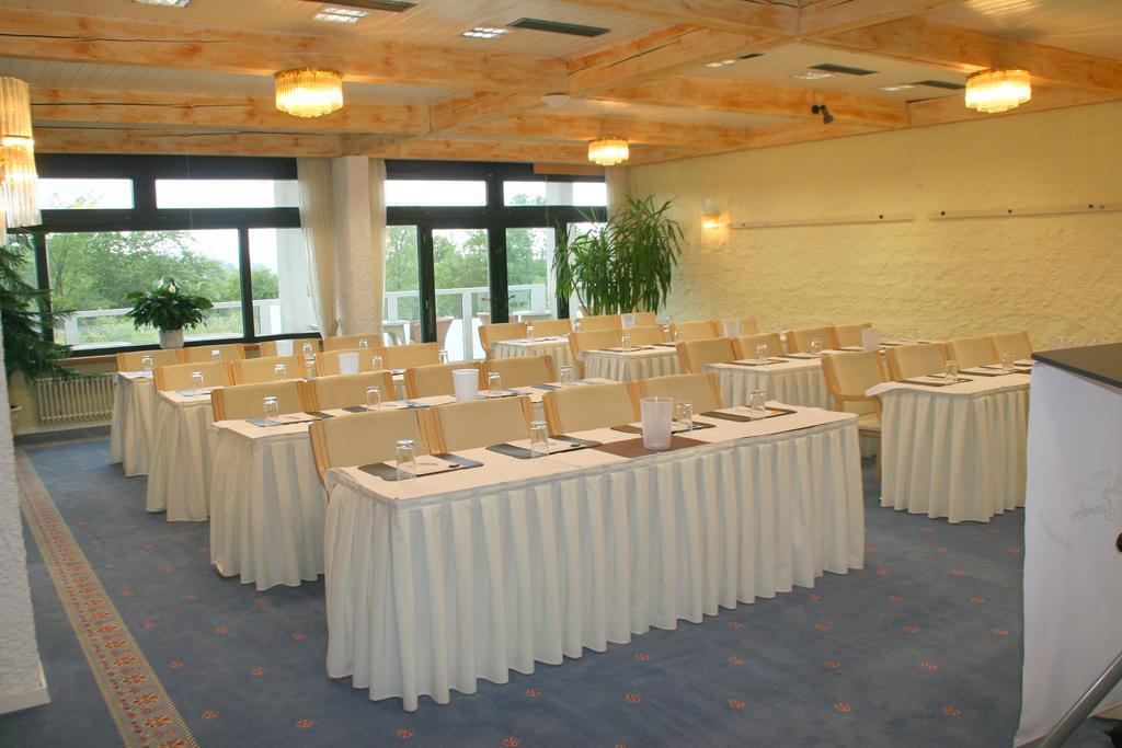 Sure Hotel By Best Western Rhoen Garden Poppenhausen Extérieur photo